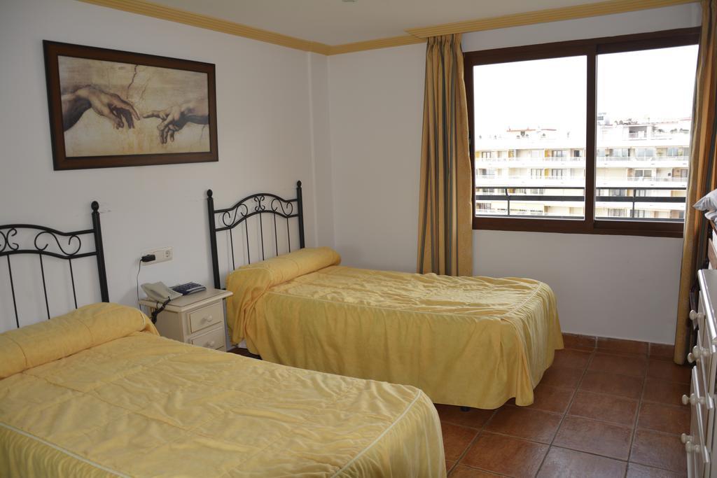 Apartamentos Mediterraneo Marbella Luaran gambar