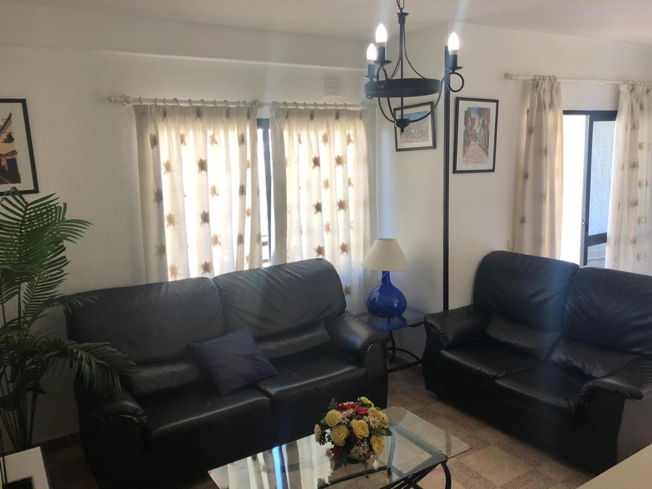 Apartamentos Mediterraneo Marbella Luaran gambar