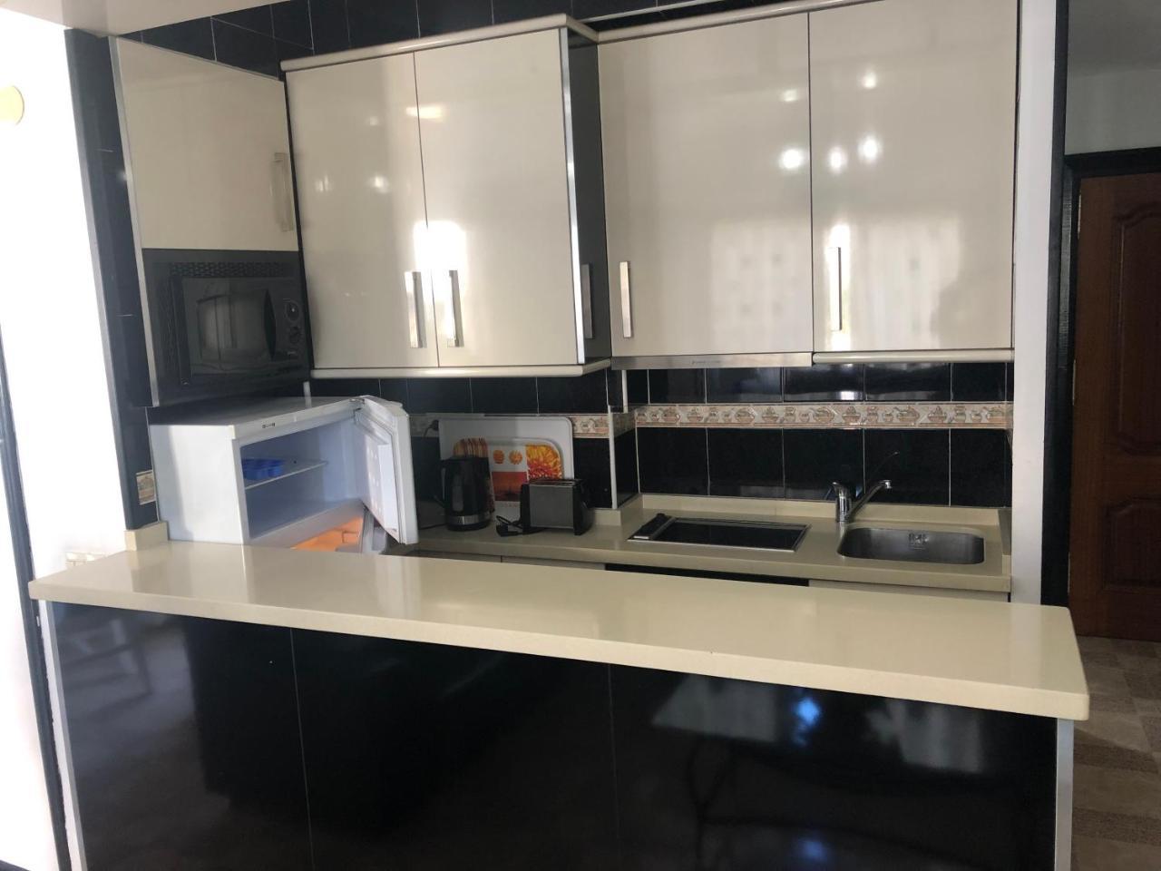 Apartamentos Mediterraneo Marbella Luaran gambar