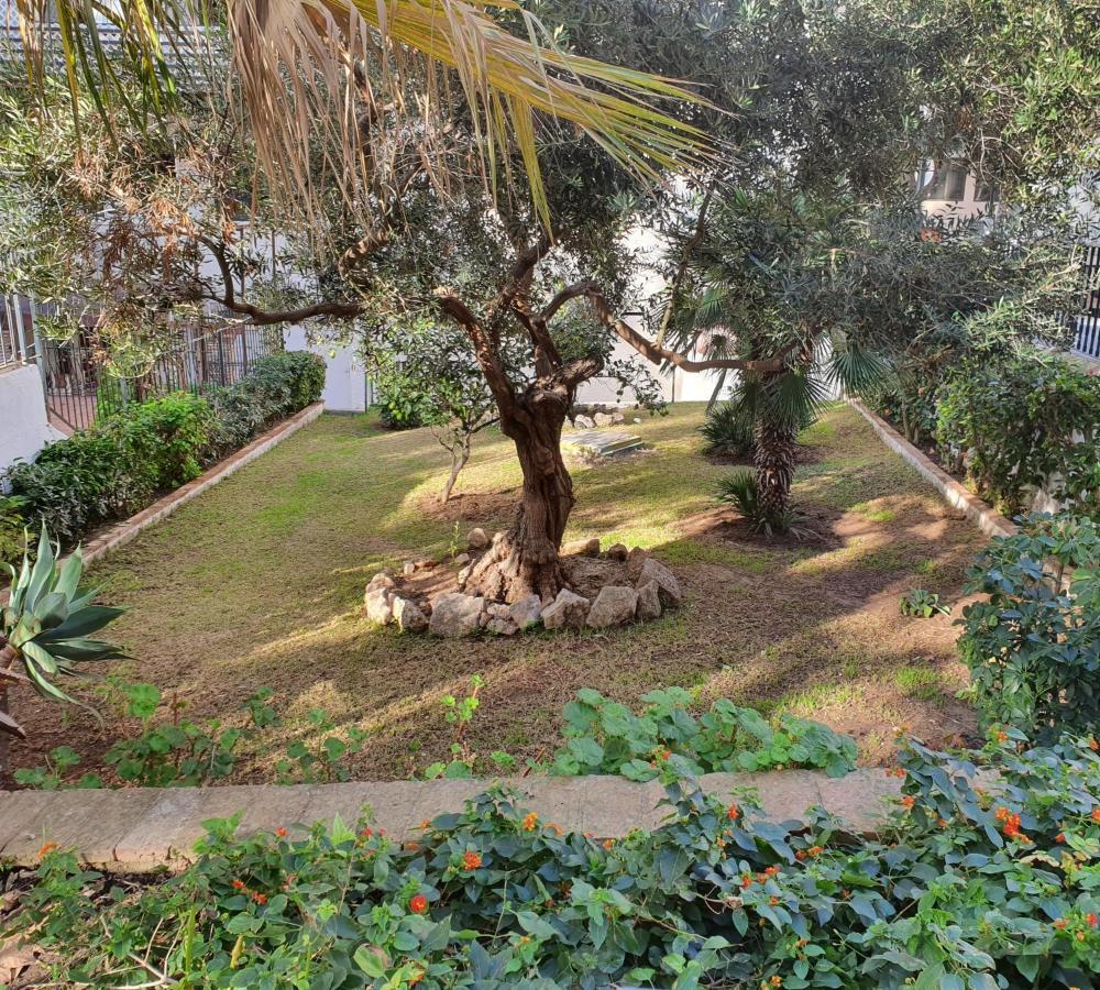 Apartamentos Mediterraneo Marbella Luaran gambar
